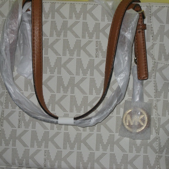 NEW Michael Kors  Original MK Vanilla Jet Set Logo Monogram handbag Tote - Picture 14 of 16